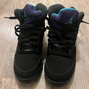 Retro Jordan 5 authentic gently used